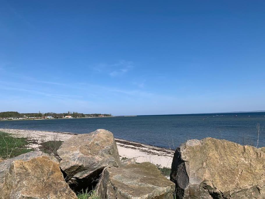 Villa Kullahalvoen Naera Jonstorps Hamn Esterno foto